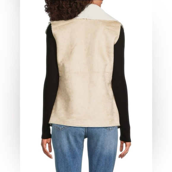 WD.NY Women's Beige and Ivory Faux Shearling Vest NWT XL - Picture 2 of 9